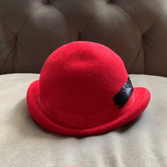 Vintage Red Felt Hat with Black Feather - Picture 2 of 8